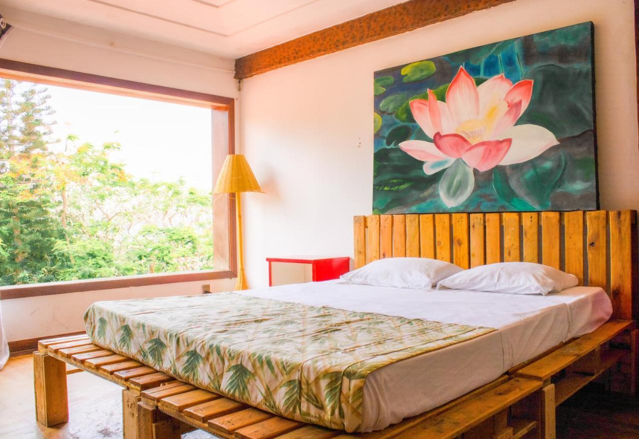 The Eco Palace Hostel Armacao dos Buzios Exterior photo