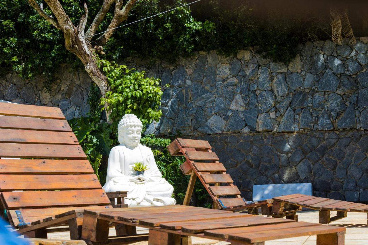 The Eco Palace Hostel Armacao dos Buzios Exterior photo